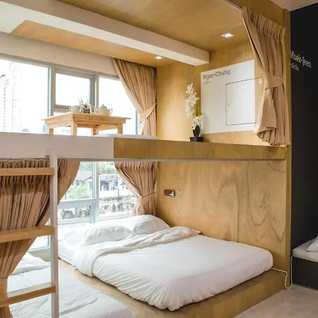 บ๊อบ โฮสเทล Bob Hostel