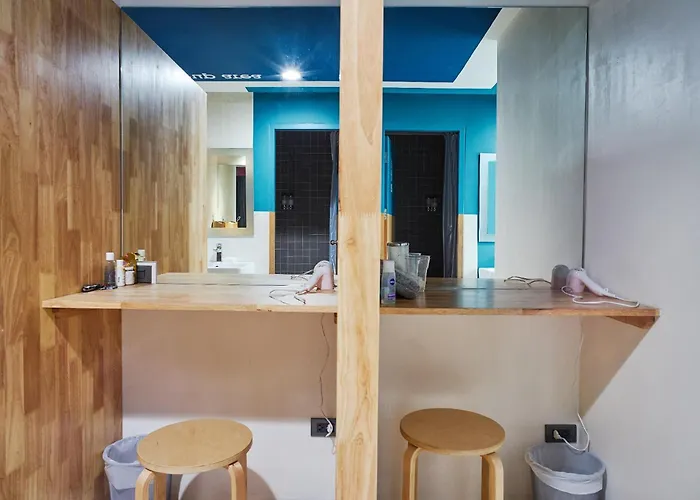 Apartment Bob सुख सदन ひだまり庵 파란달여관 Bangkok